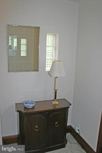 403 Hollen Road Baltimore, MD 21212 - Photo 2 of 27 Foyer