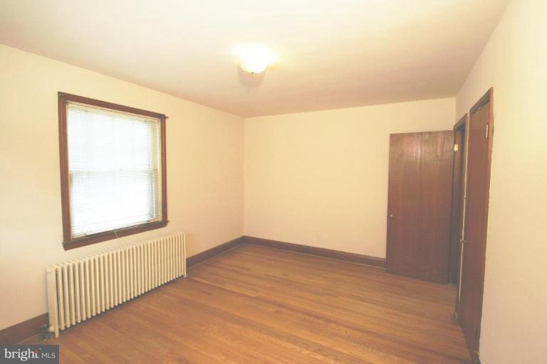 403 Hollen Road Baltimore, MD 21212 - Photo 14 of 27 Master Bedroom-First Floor