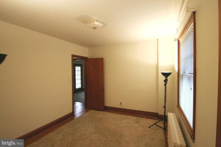 403 Hollen Road Baltimore, MD 21212 - Photo 23 of 27 Apartment Second Floor - Bedroom #2