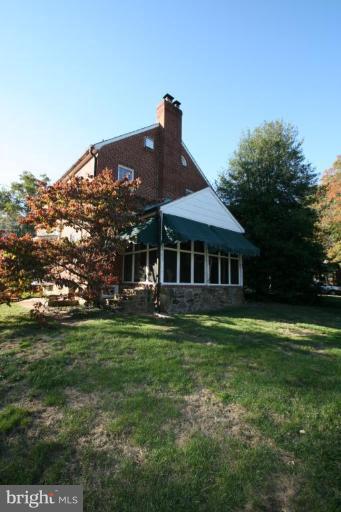 403 Hollen Road Baltimore, MD 21212 - Photo 25 of 27 Exterior side porch.