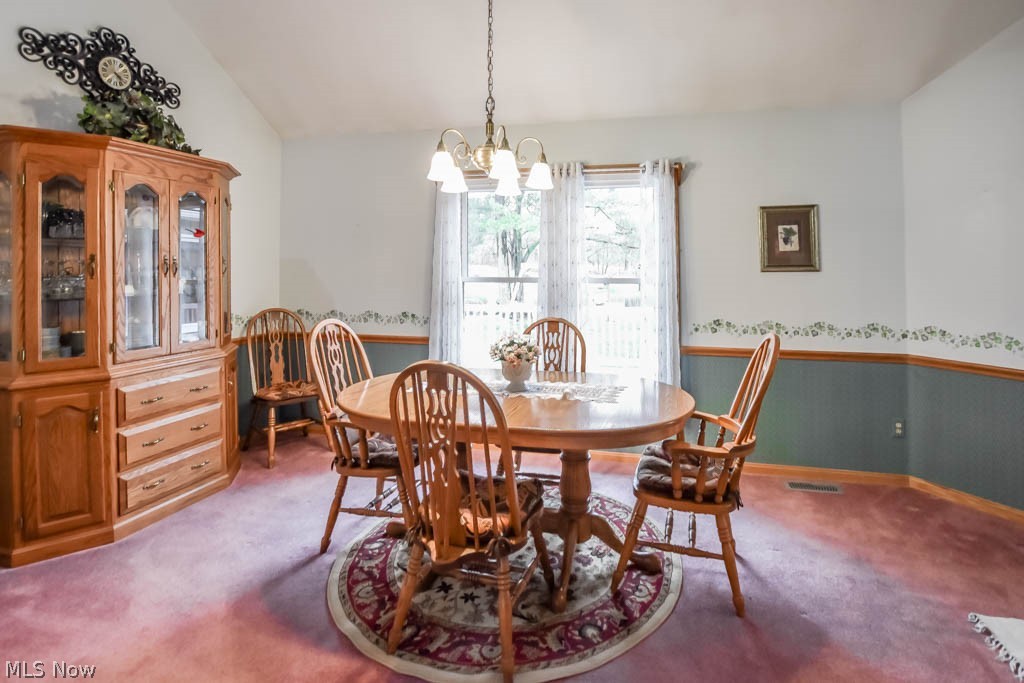 2340 Norton Road Stow, OH 44224 - Photo 9 of 39 Dining Area