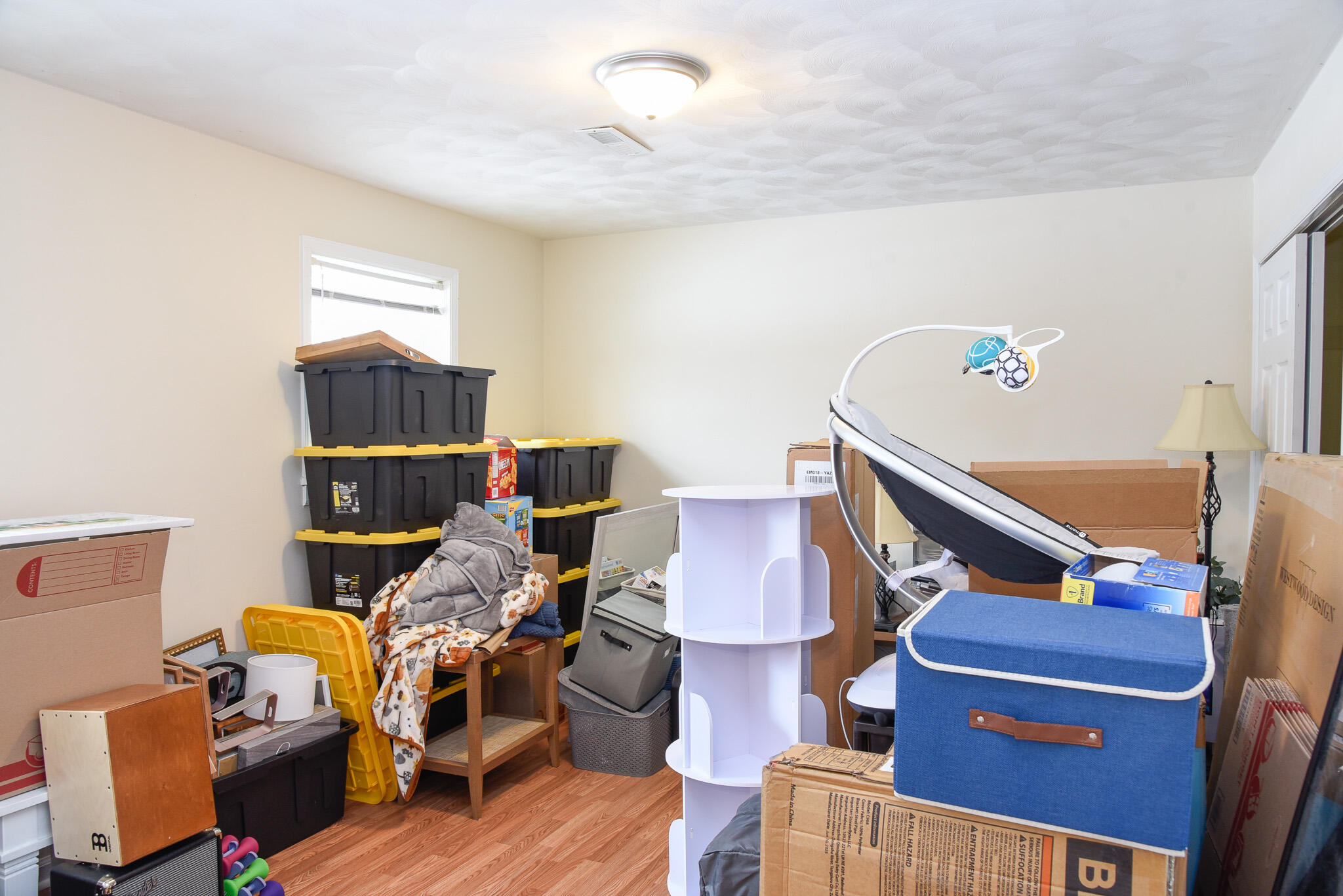 28 Spruce Circle Blue Ridge, VA 24064 - Photo 16 of 36 a room with furniture and wooden floor