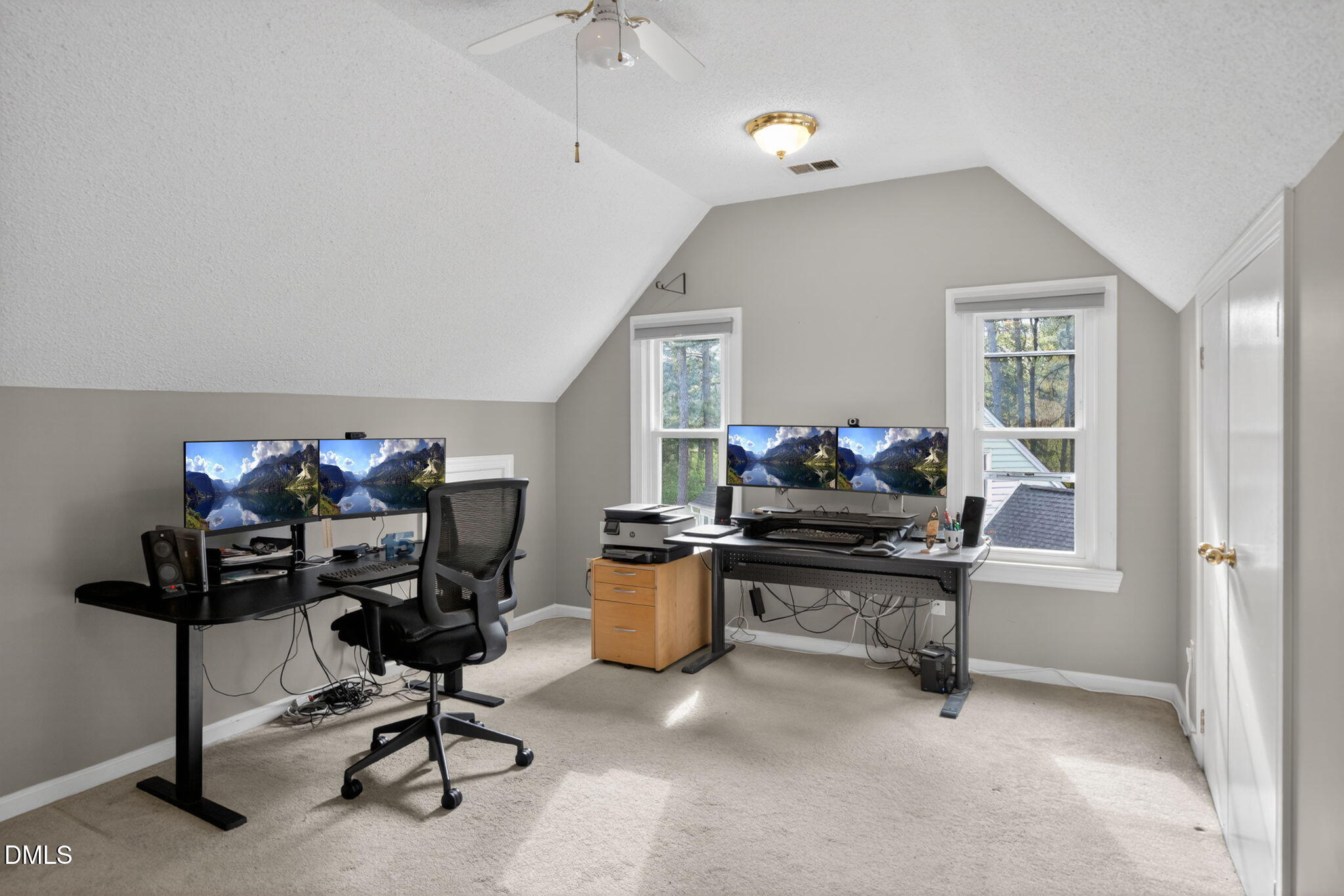 4221 Tolchester Place Raleigh, NC 27613 - Photo 38 of 55 Gallery Image 38