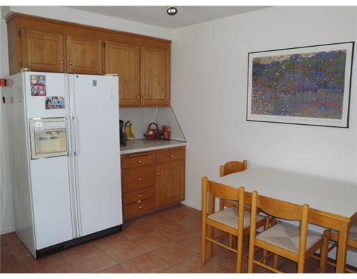 40 Stillwater Road Charlestown, RI 02813 - Photo 10 of 20 Kitchen.
