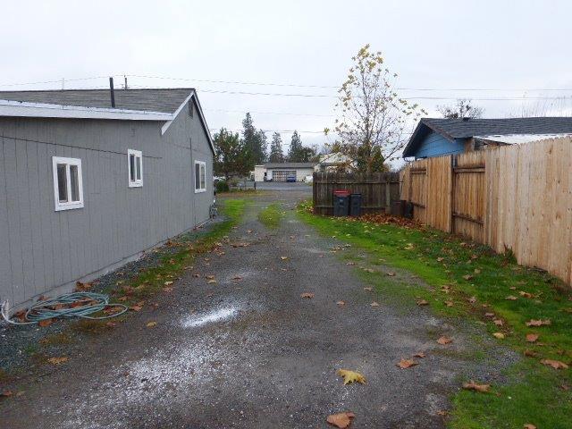 392 Wilson Road Central Point, OR 97502 - Photo 6 of 23 Additional Photo