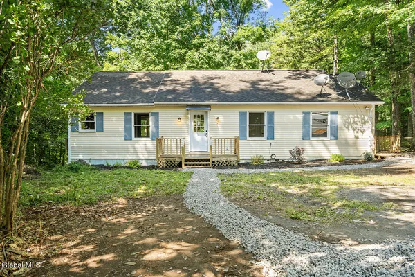 $375,000 | 1140 Vly Summit Road, Cambridge, NY 12816