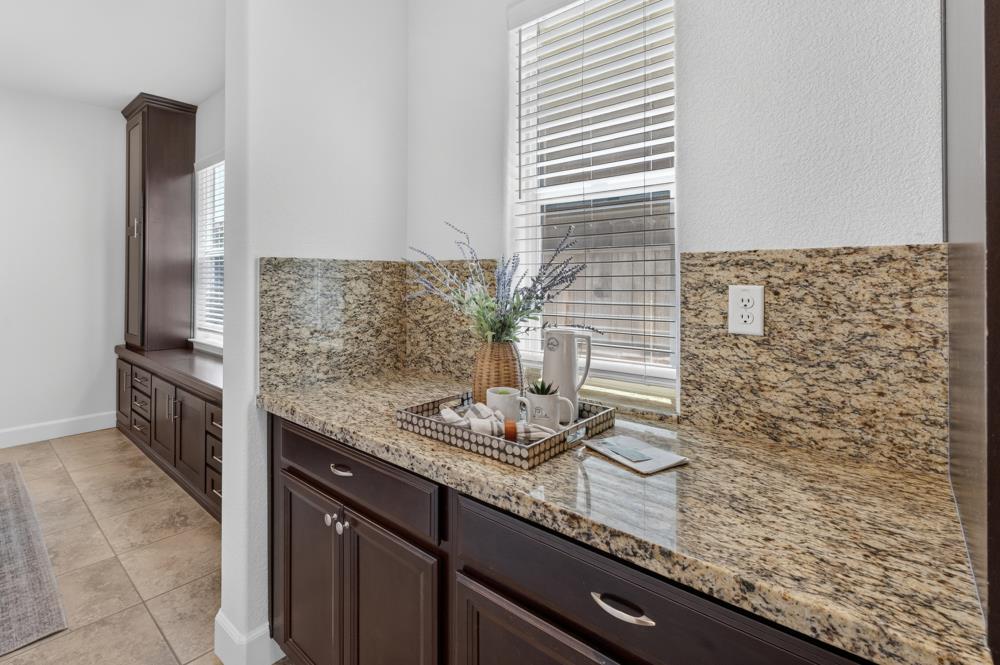 2593 Creek Hollow Road Rocklin, CA 95765 - Photo 19 of 57