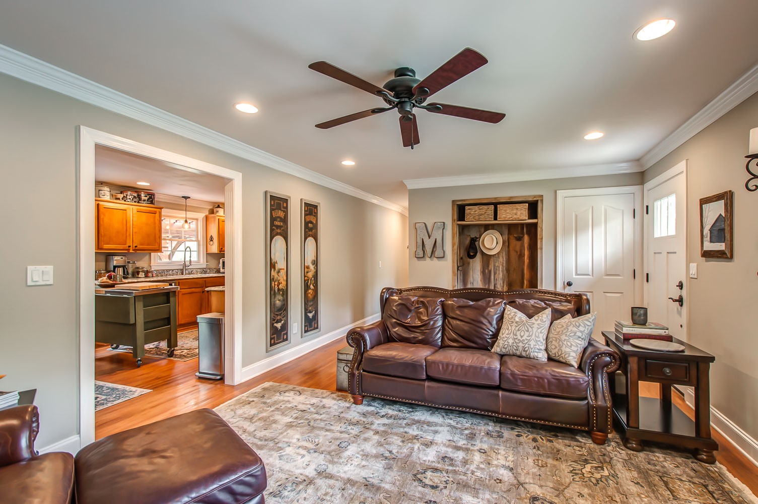 5934 Garrison Road Franklin, TN 37064 - Photo 15 of 39 a living room with furniture and a window