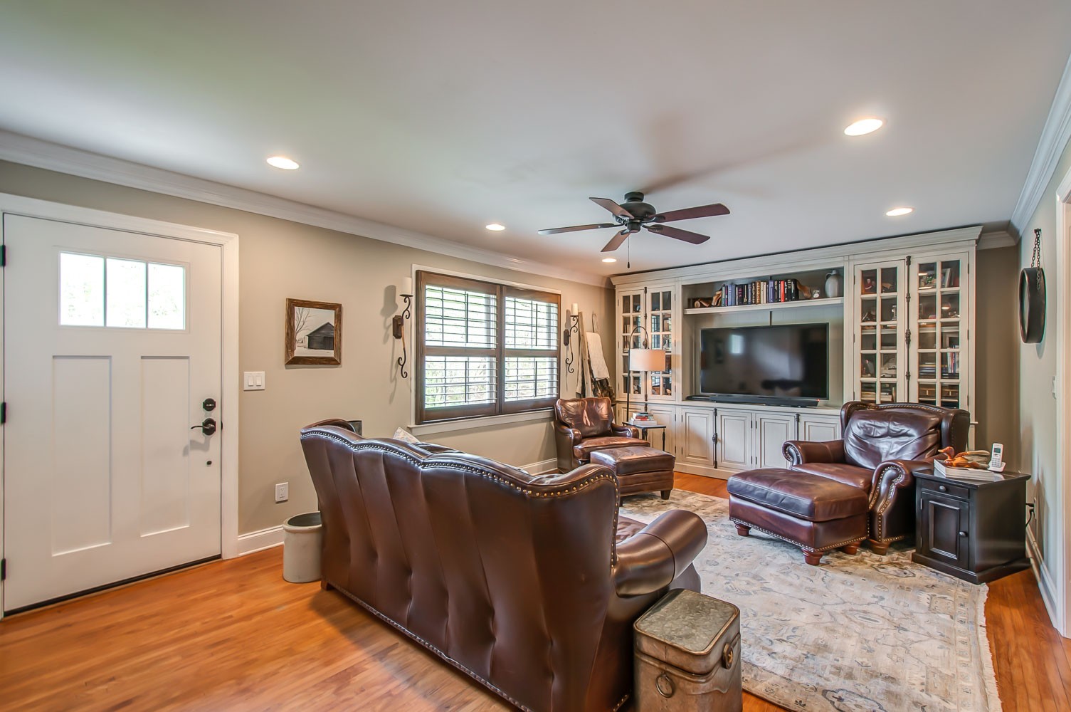 5934 Garrison Road Franklin, TN 37064 - Photo 19 of 39 a living room with furniture window and a flat screen tv