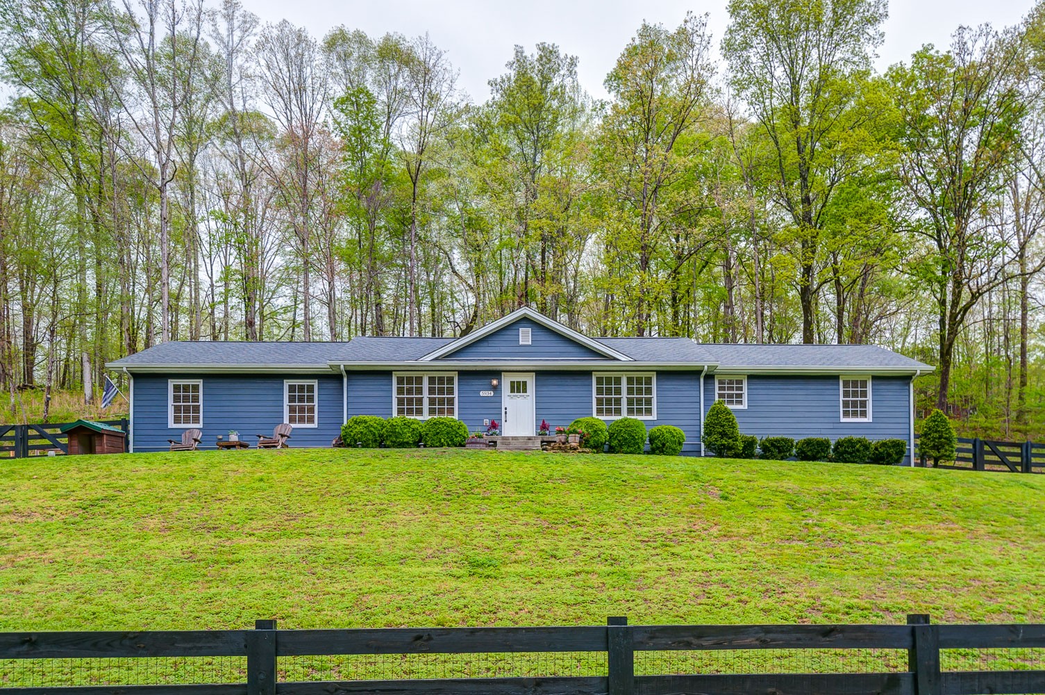 5934 Garrison Road Franklin, TN 37064 - Photo 2 of 39 a view of a house with a yard