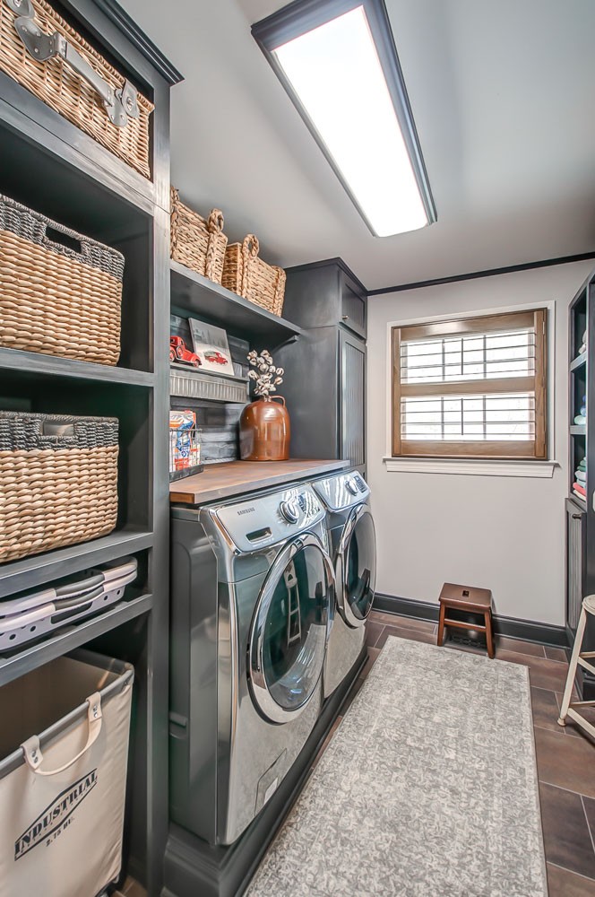 5934 Garrison Road Franklin, TN 37064 - Photo 25 of 39 a utility room with dryer and washer
