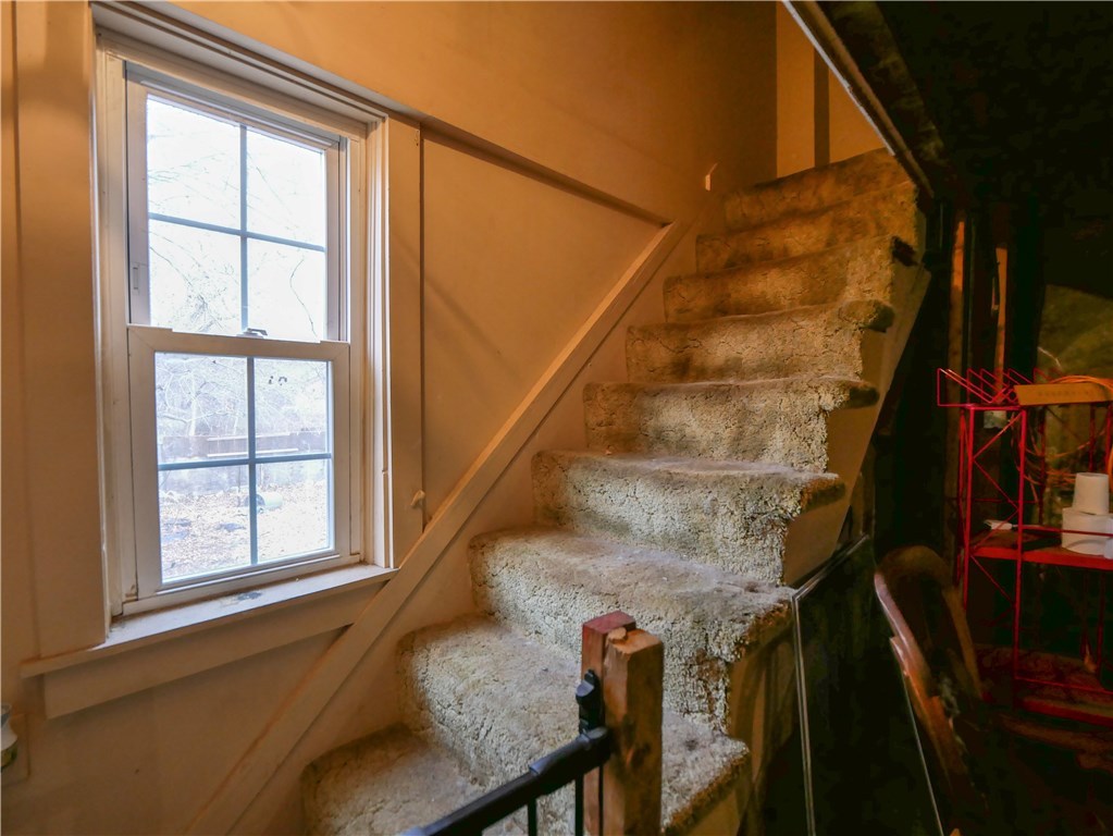 2930 Main Road Tiverton, RI 02878 - Photo 12 of 39