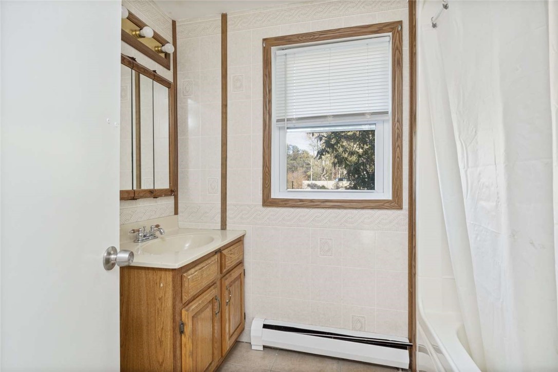 138 Richmond Townhouse Road Richmond, RI 02812 - Photo 18 of 20