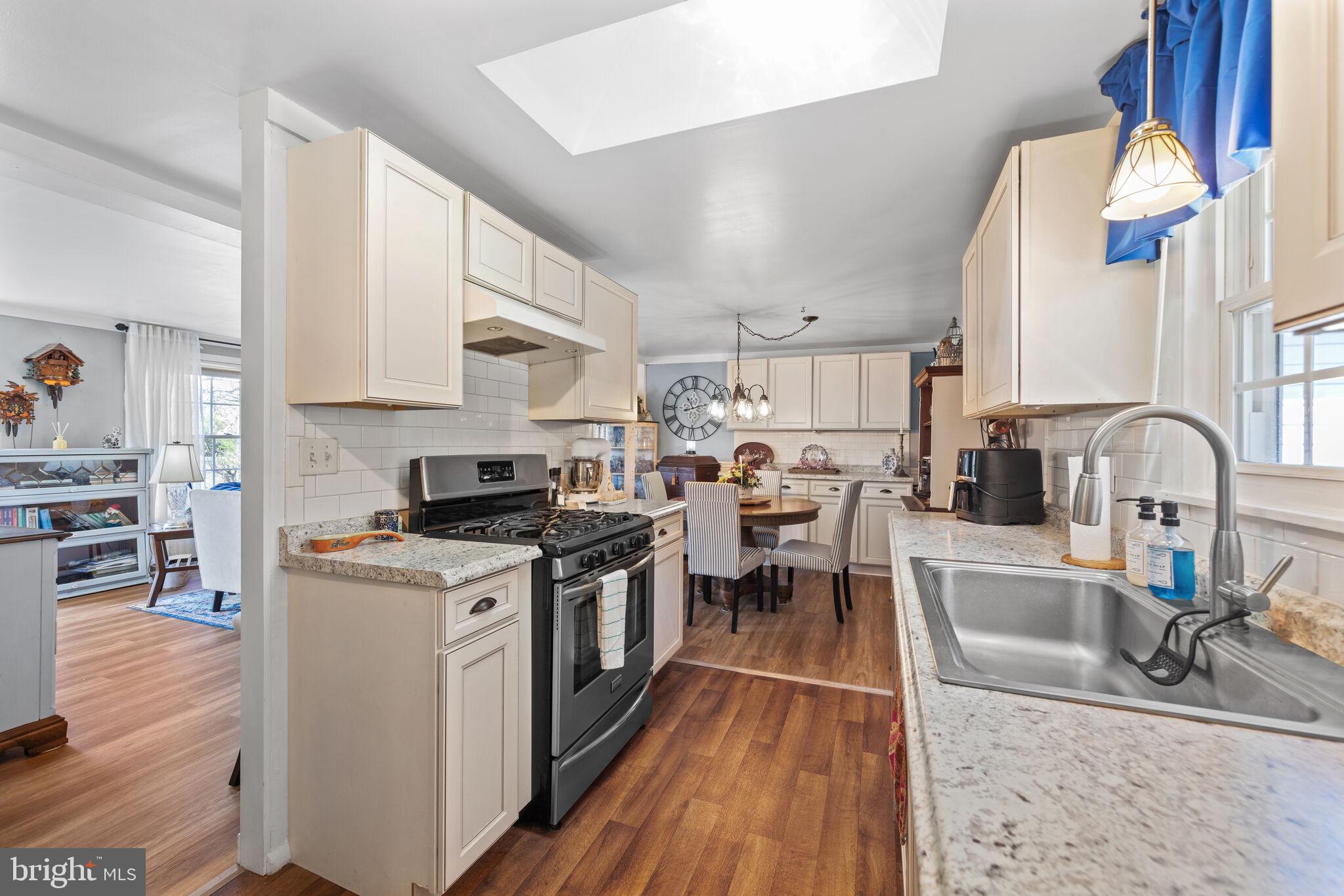 23144 Soundside Estates Road Deal Island, MD 21821 - Photo 6 of 32 Eat-In Kitchen