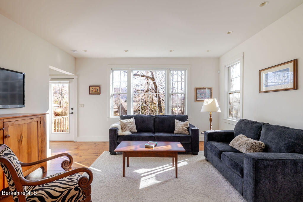 165 Maple Avenue Great Barrington, MA 01230 - Photo 11 of 32 Living Room