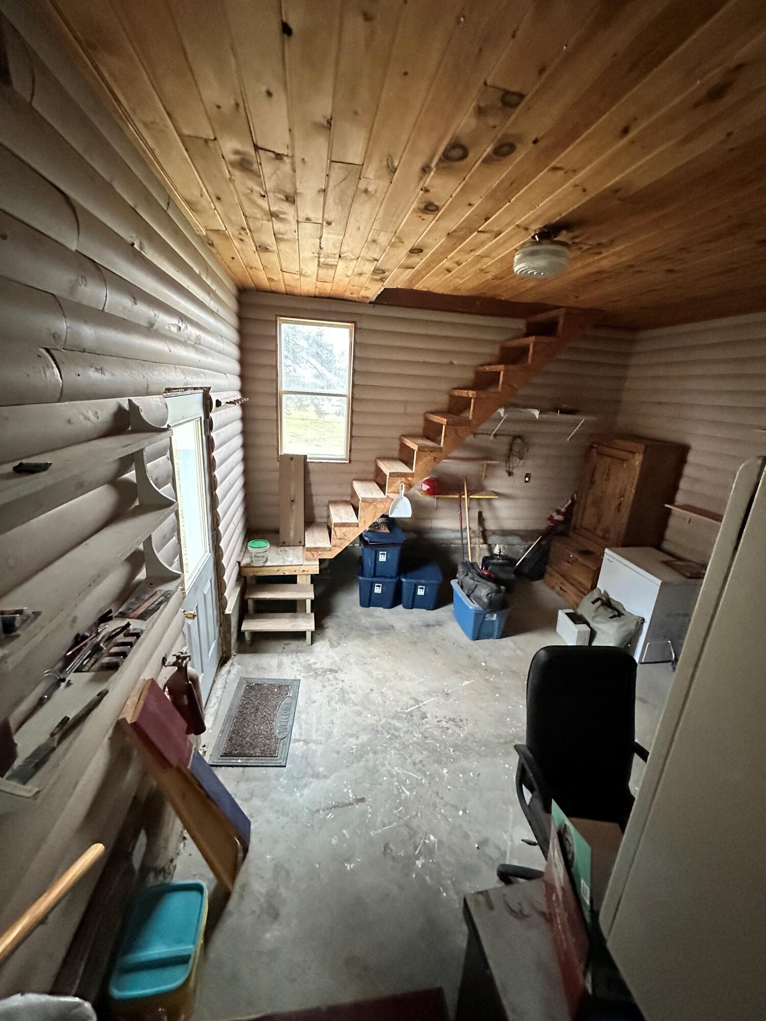1574 Main Street Mapleton, ME 04757 - Photo 17 of 46 Mud Room