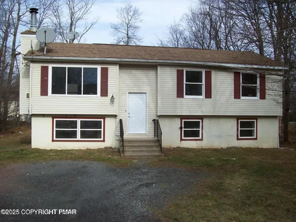 $2,250 | 4161 Romeo Road, Tobyhanna, PA 18466