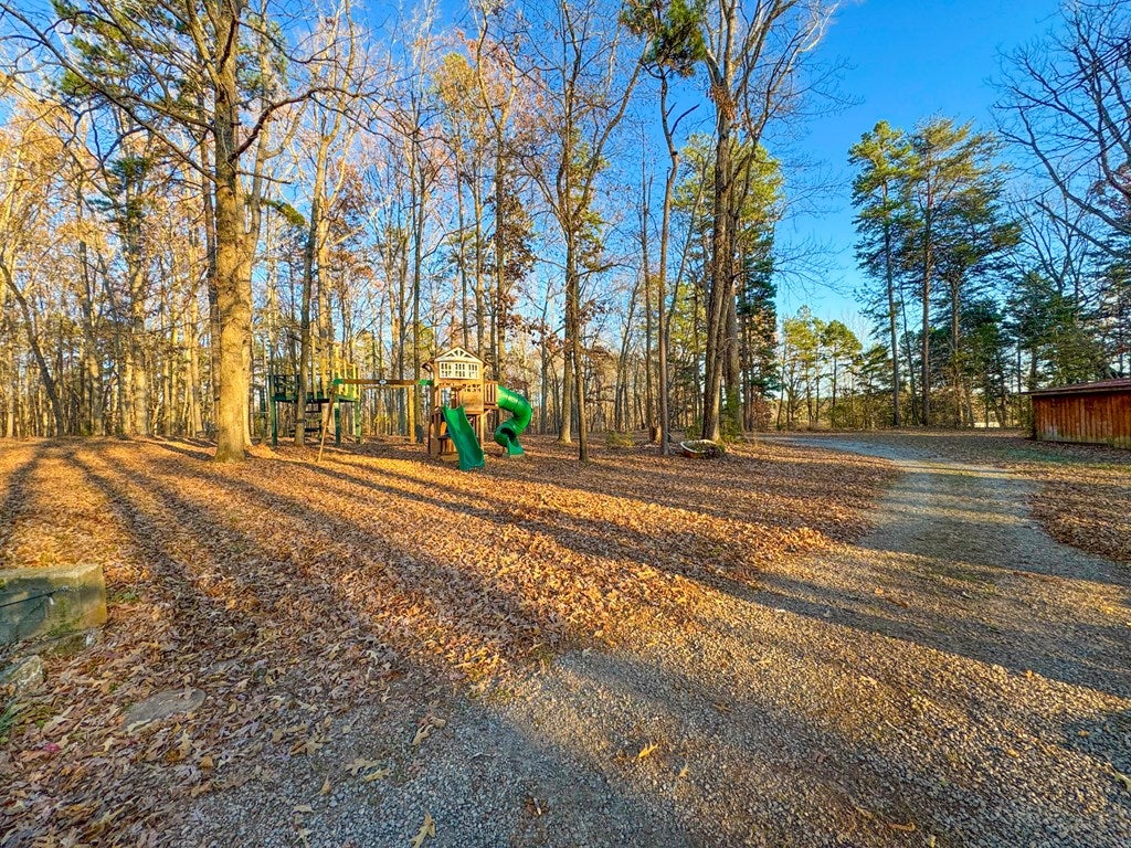 9422 Hungarytown Road Crewe, VA 23930 - Photo 32 of 38 Gallery Image 32