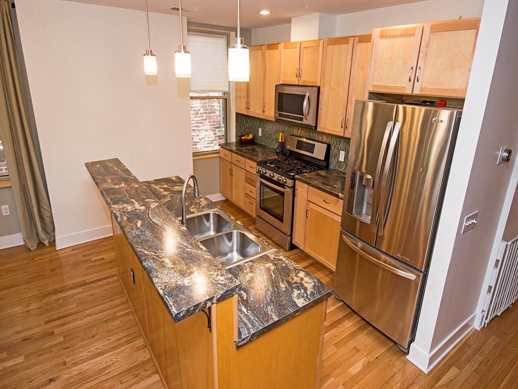 5813 Rippey Street Pittsburgh, PA 15206 - Photo 6 of 12 Gallery Image 6