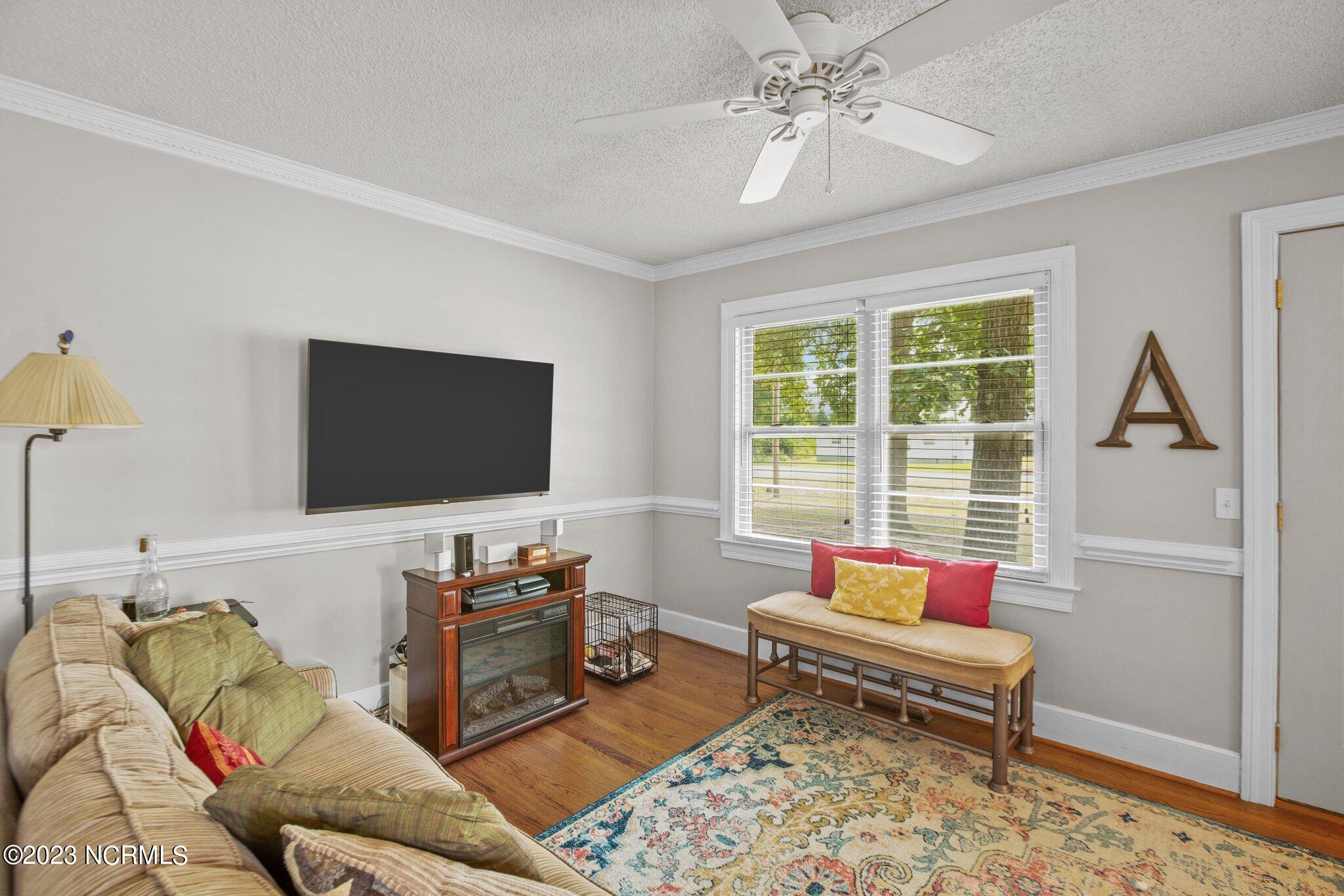 501 Firetower Road La Grange, NC 28551 - Photo 7 of 36 3-web-or-mls-_S0A1516
