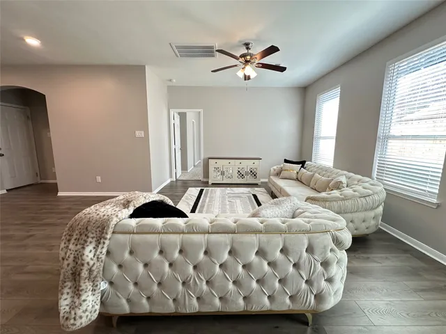 $2,300 | 11114 Beverley Park Street, Sugar Land, TX 77498