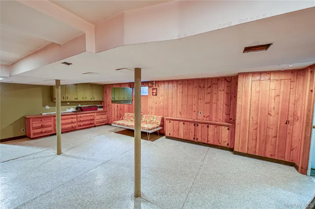 $924,000 | 562 Old Bridge Road, Northport, NY 11768