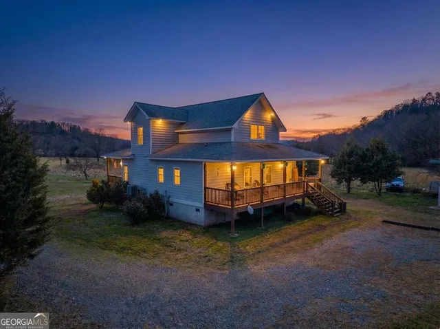 $550,000 | 328 Paul's Meadow, Hayesville, NC 28904