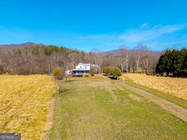 $550,000 | 328 Paul's Meadow, Hayesville, NC 28904
