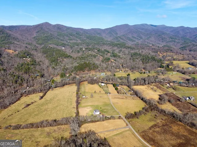 $550,000 | 328 Paul's Meadow, Hayesville, NC 28904