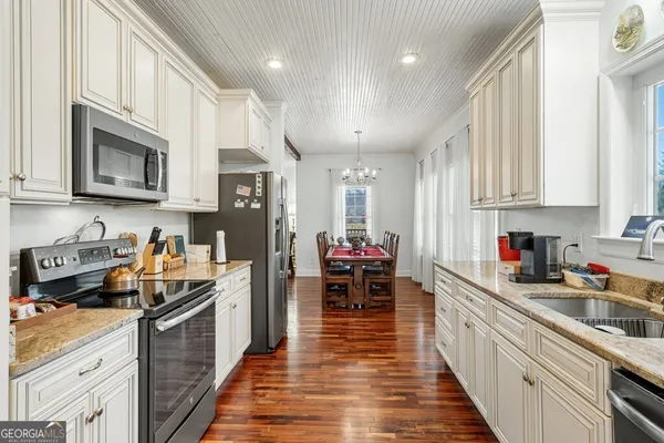 $550,000 | 328 Paul's Meadow, Hayesville, NC 28904