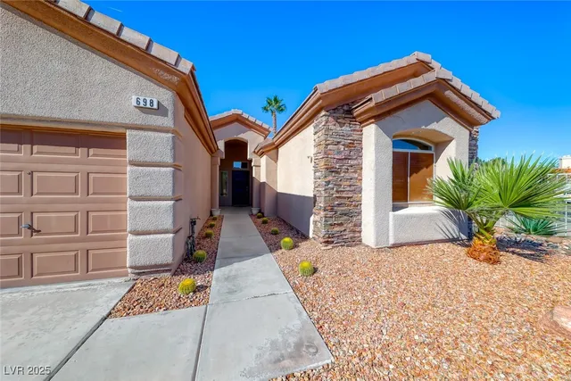 $699,500 | 698 Magic Cove Court, Boulder City, NV 89005