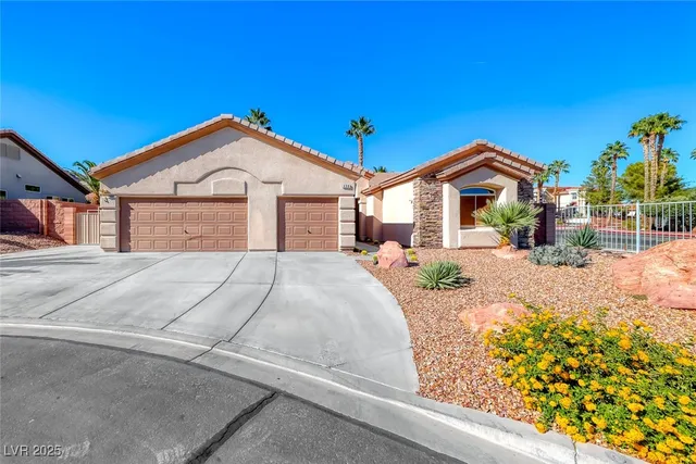 $699,500 | 698 Magic Cove Court, Boulder City, NV 89005