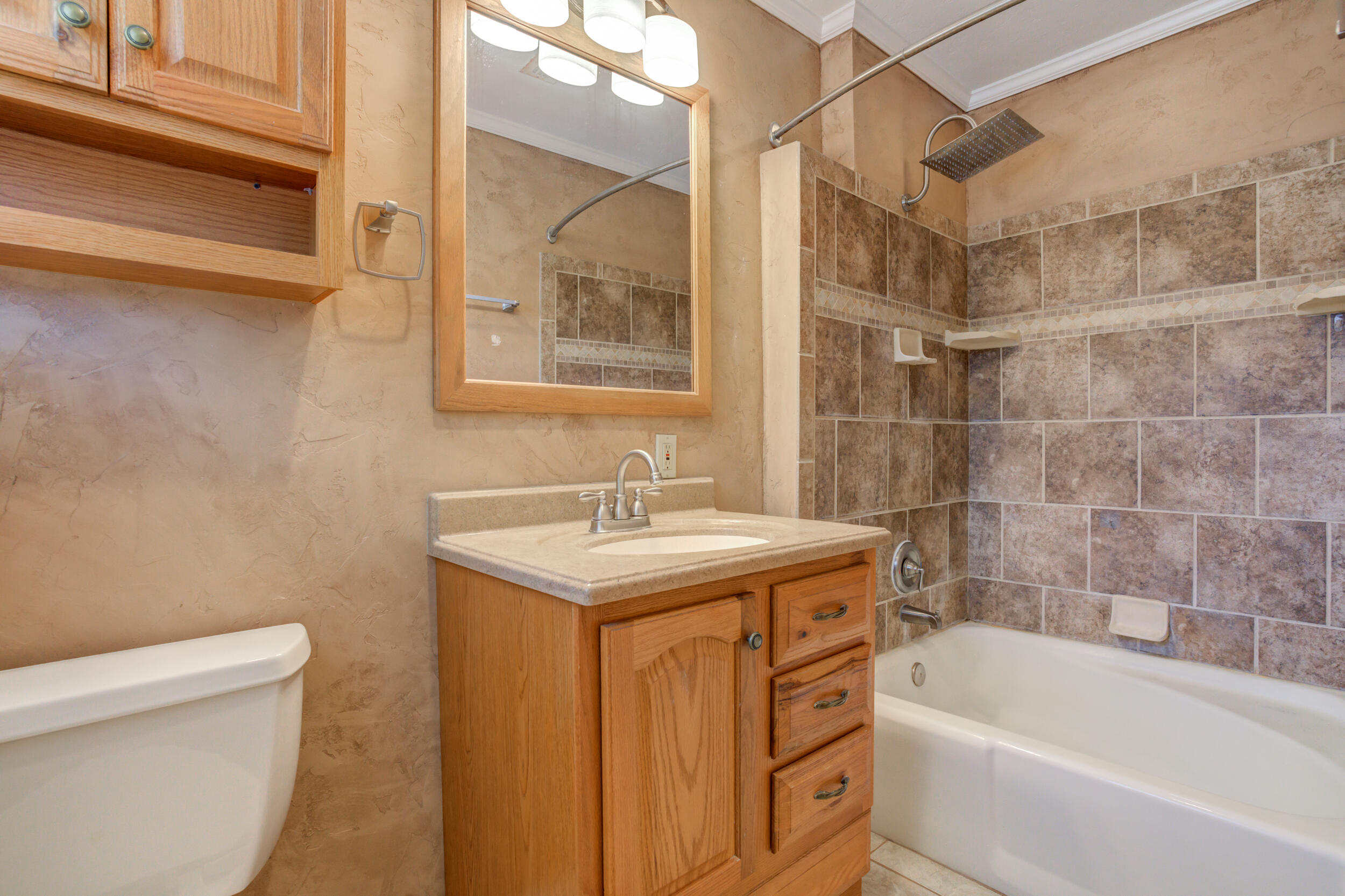 4202 52nd Street Lubbock, TX 79413 - Photo 15 of 23 master bath