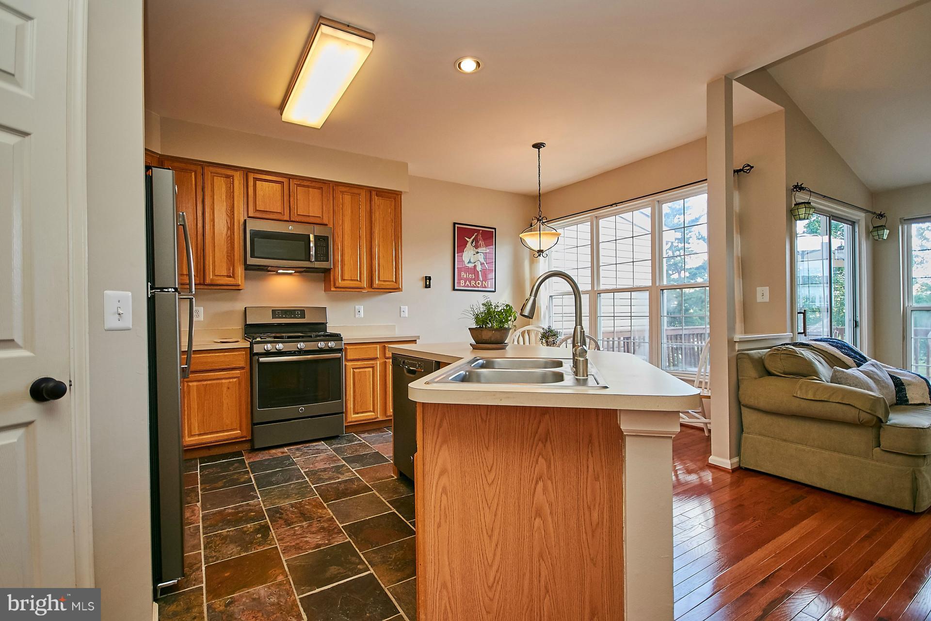 44053 Rising Sun Terrace Ashburn, VA 20147 - Photo 14 of 29 Ceramic Tile Floor