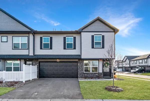 $375,000 | 5251 Long Pointe Pass, Woodbury, MN 55129