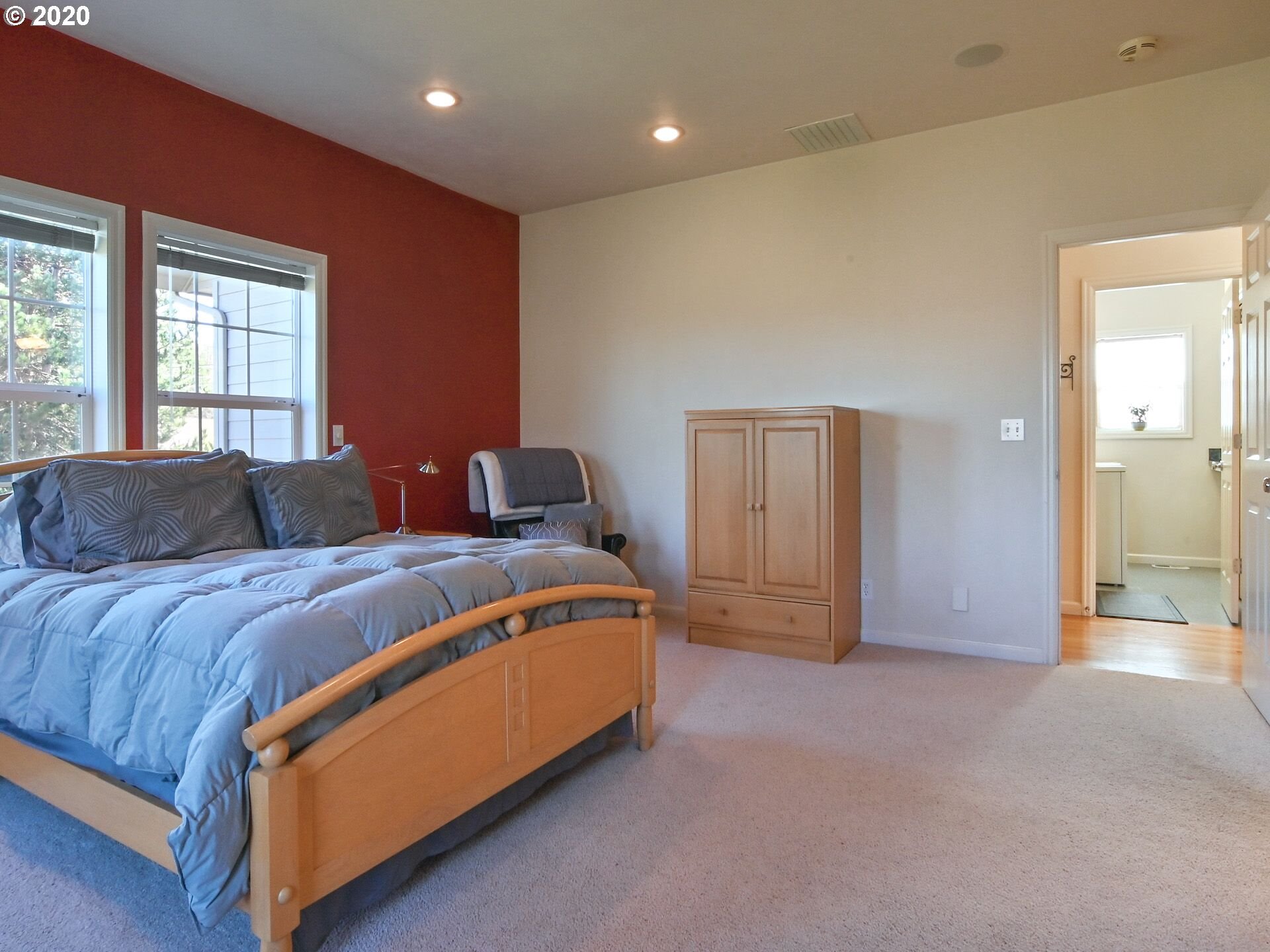 4870 Blanton Road Eugene, OR 97405 - Photo 12 of 32 Gallery Image 12