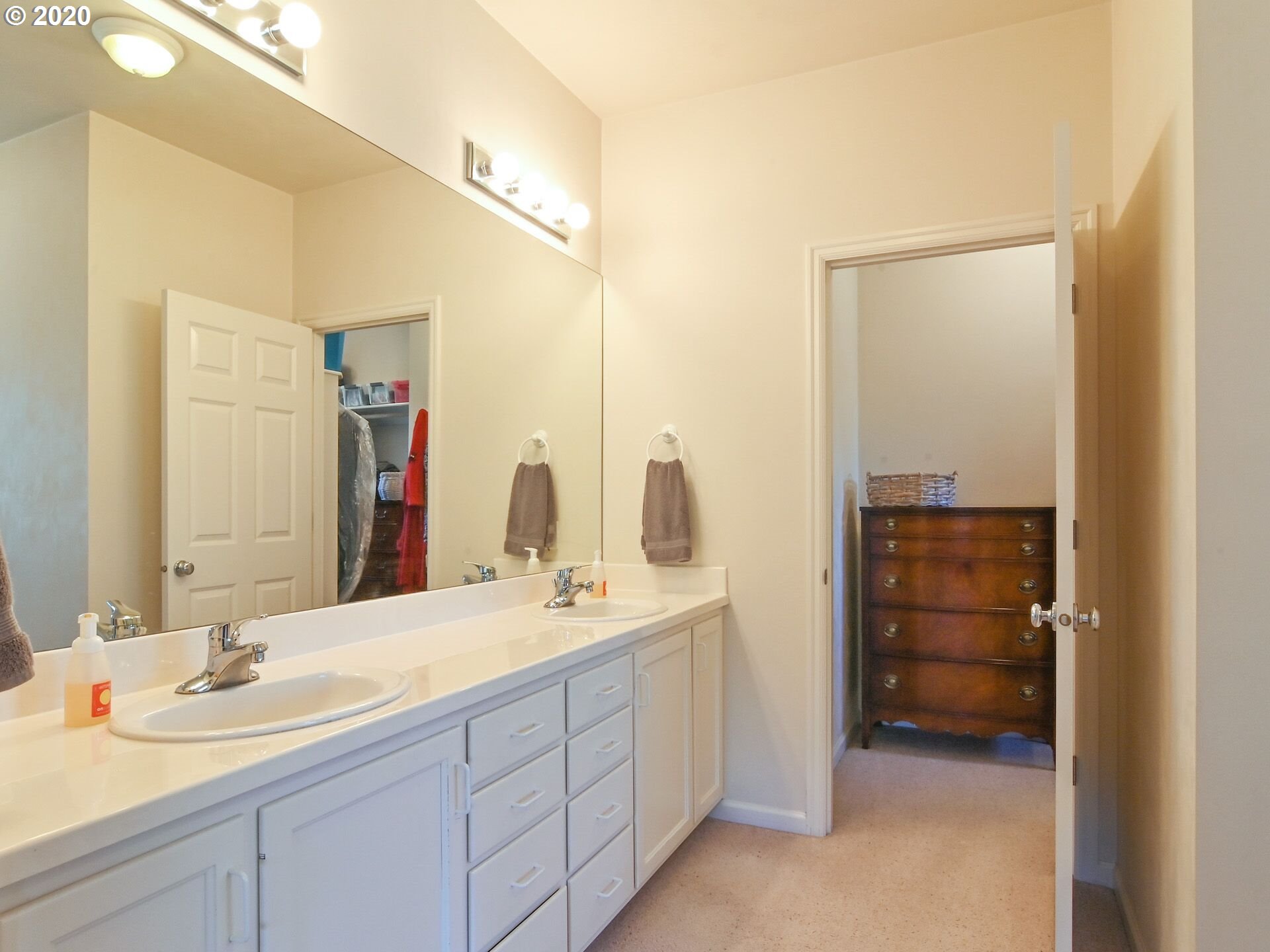 4870 Blanton Road Eugene, OR 97405 - Photo 13 of 32 Gallery Image 13