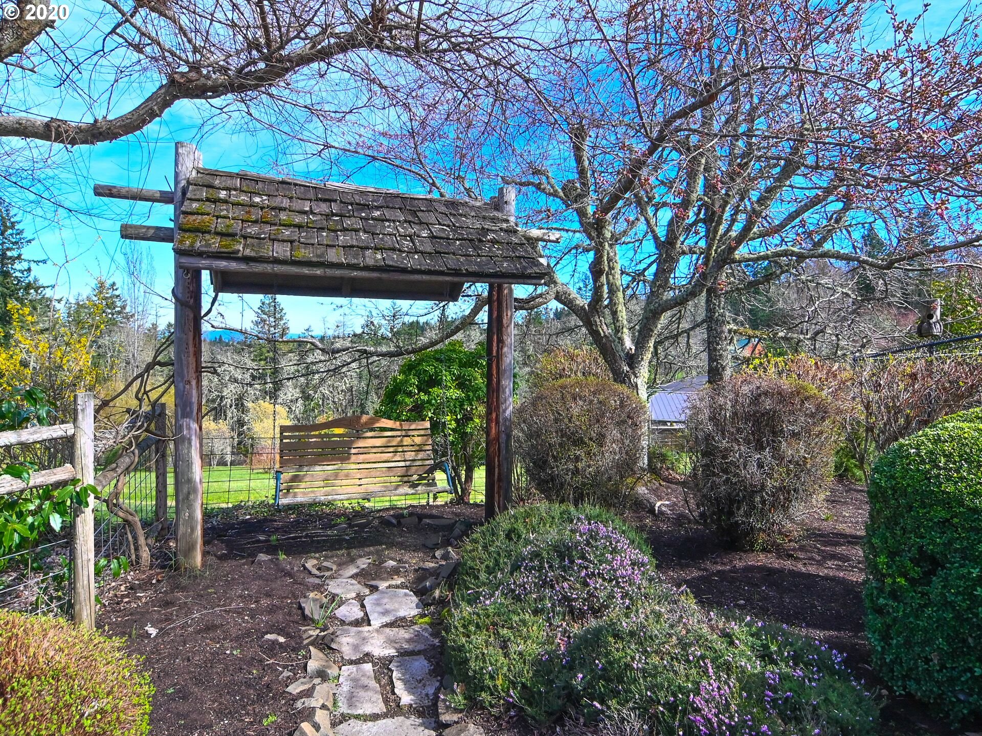 4870 Blanton Road Eugene, OR 97405 - Photo 28 of 32 Gallery Image 28