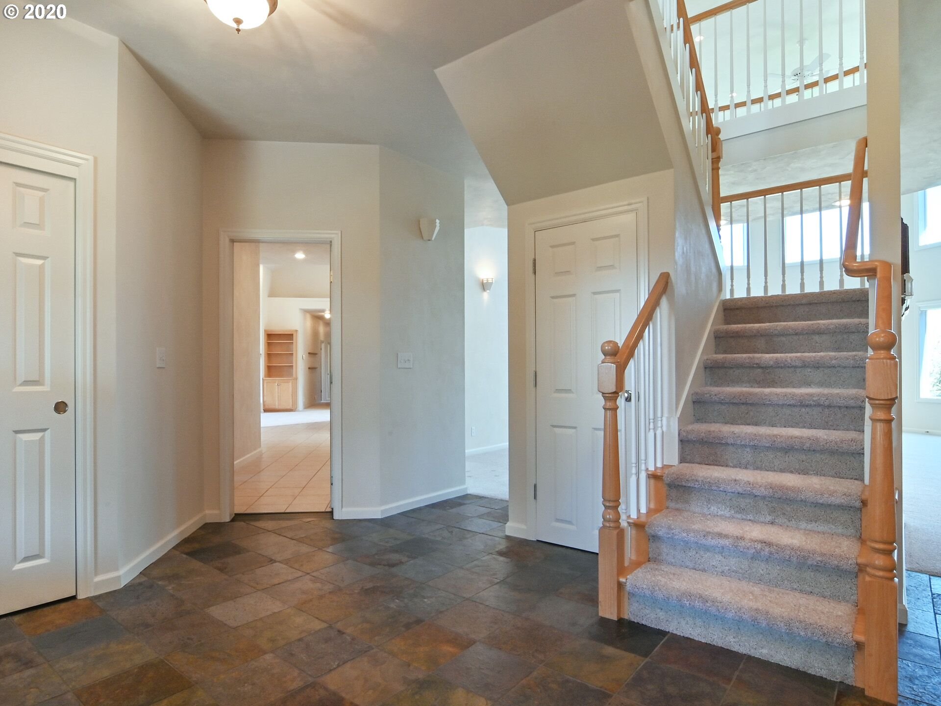 4870 Blanton Road Eugene, OR 97405 - Photo 6 of 32 Gallery Image 6