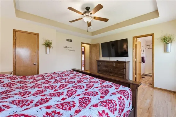 $315,000 | 21921 Gracie Drive, Peculiar, MO 64078