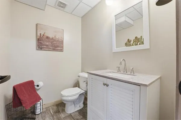 $315,000 | 21921 Gracie Drive, Peculiar, MO 64078