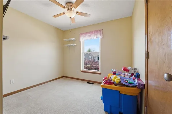 $315,000 | 21921 Gracie Drive, Peculiar, MO 64078