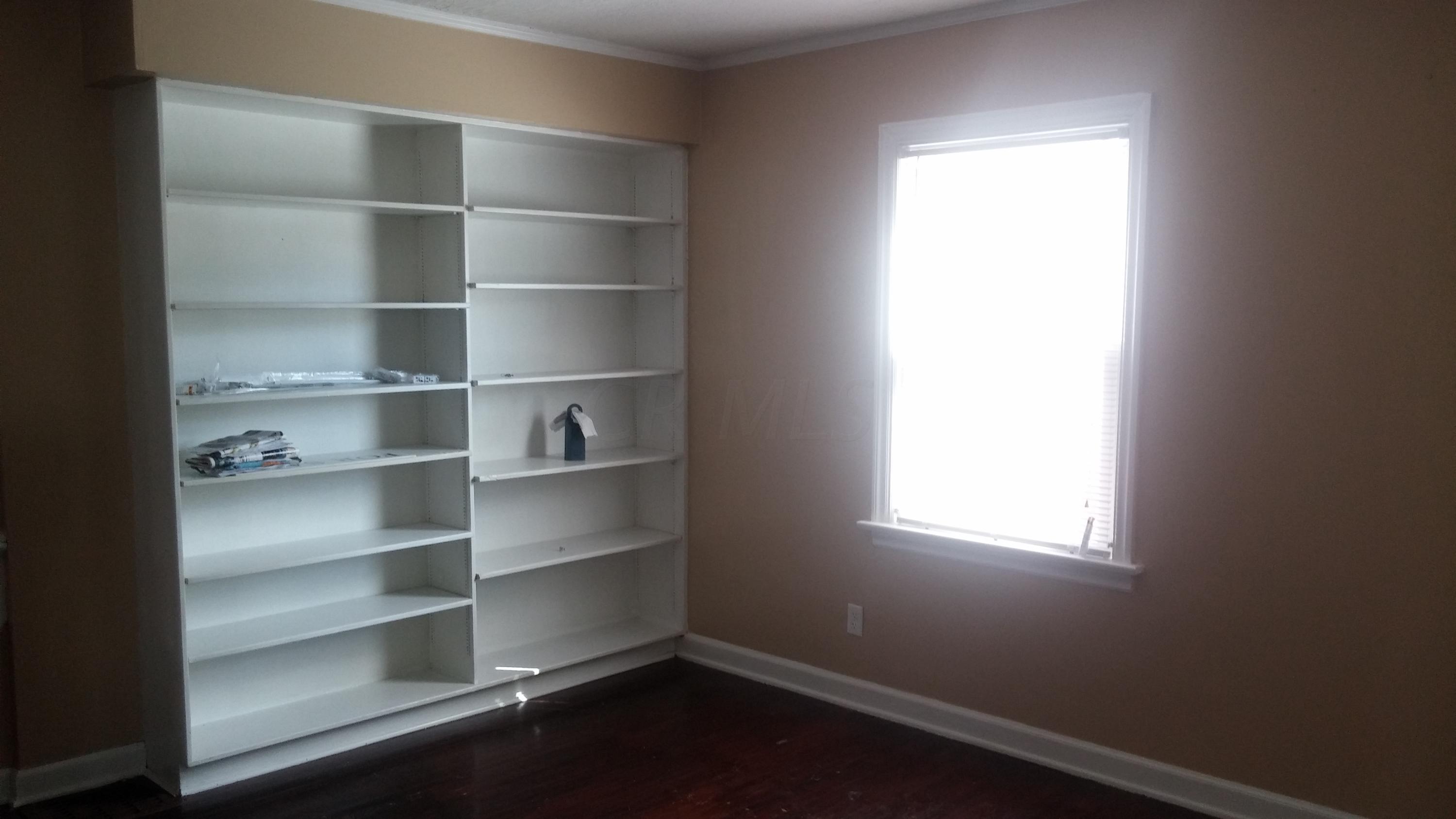 1058 Berkeley Road Columbus, OH 43206 - Photo 3 of 17 Gallery Image 3