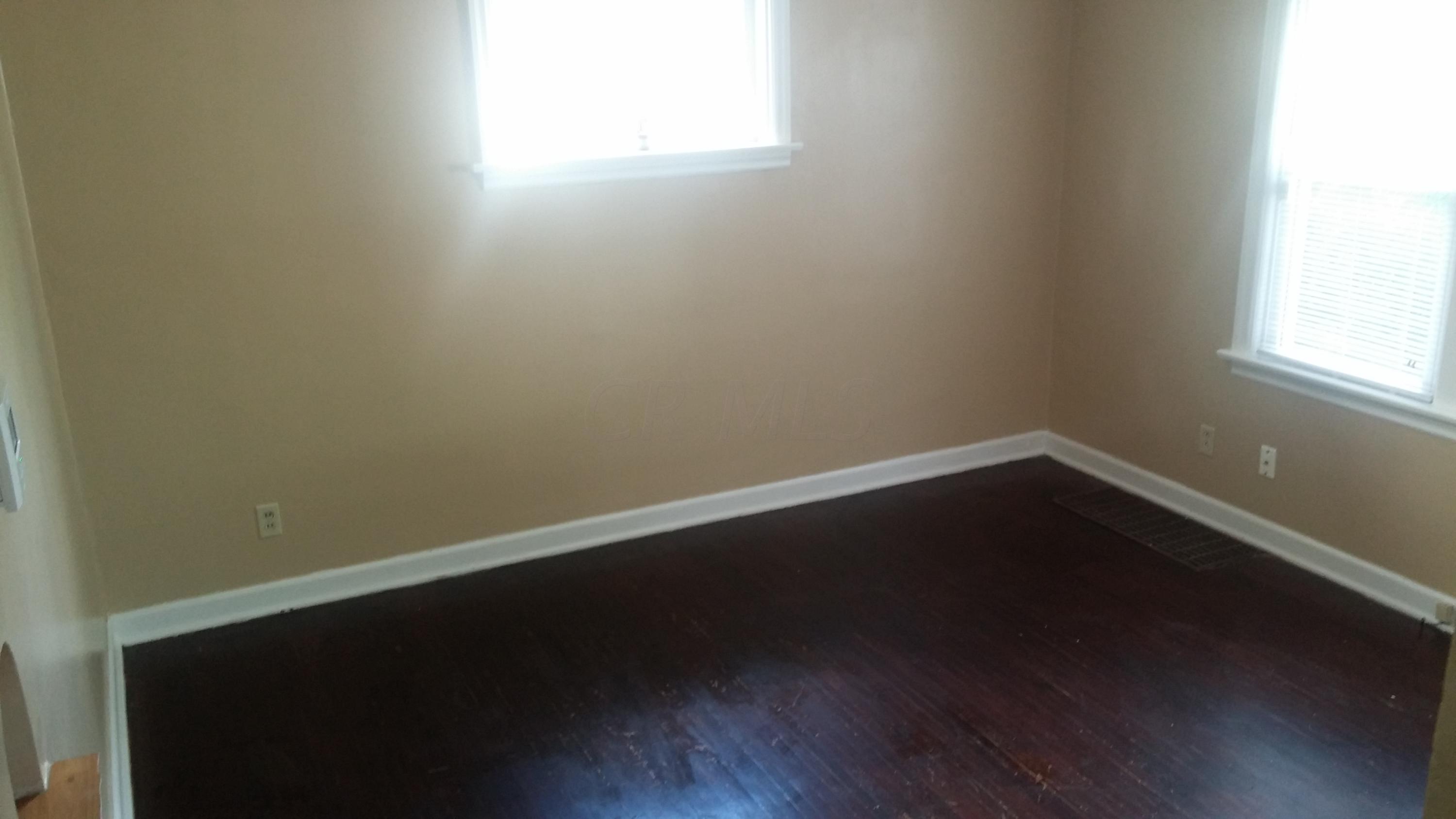 1058 Berkeley Road Columbus, OH 43206 - Photo 5 of 17 Gallery Image 5