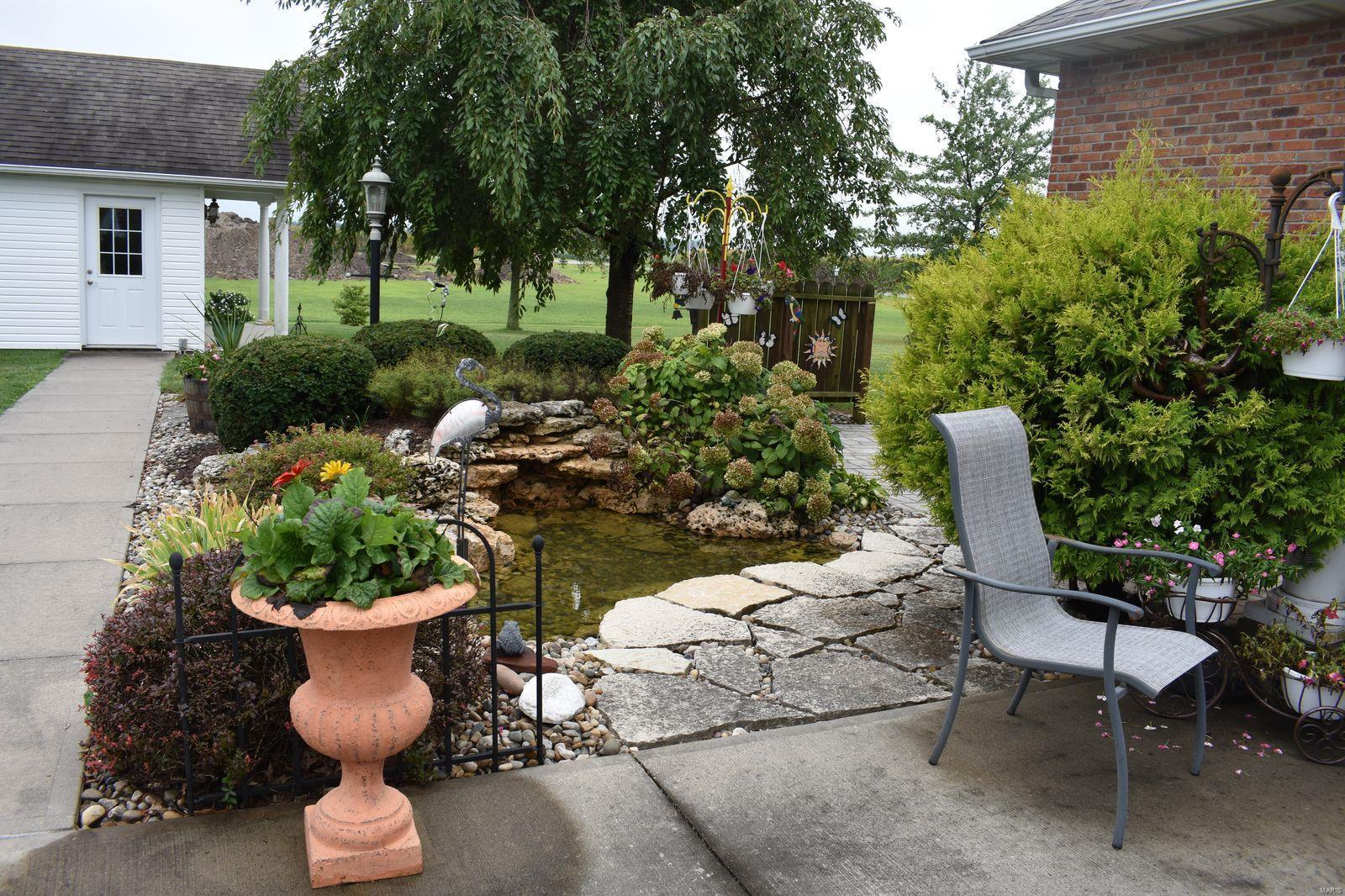 1830 Binney Station Road Staunton, IL 62088 - Photo 30 of 37 Gallery Image 30