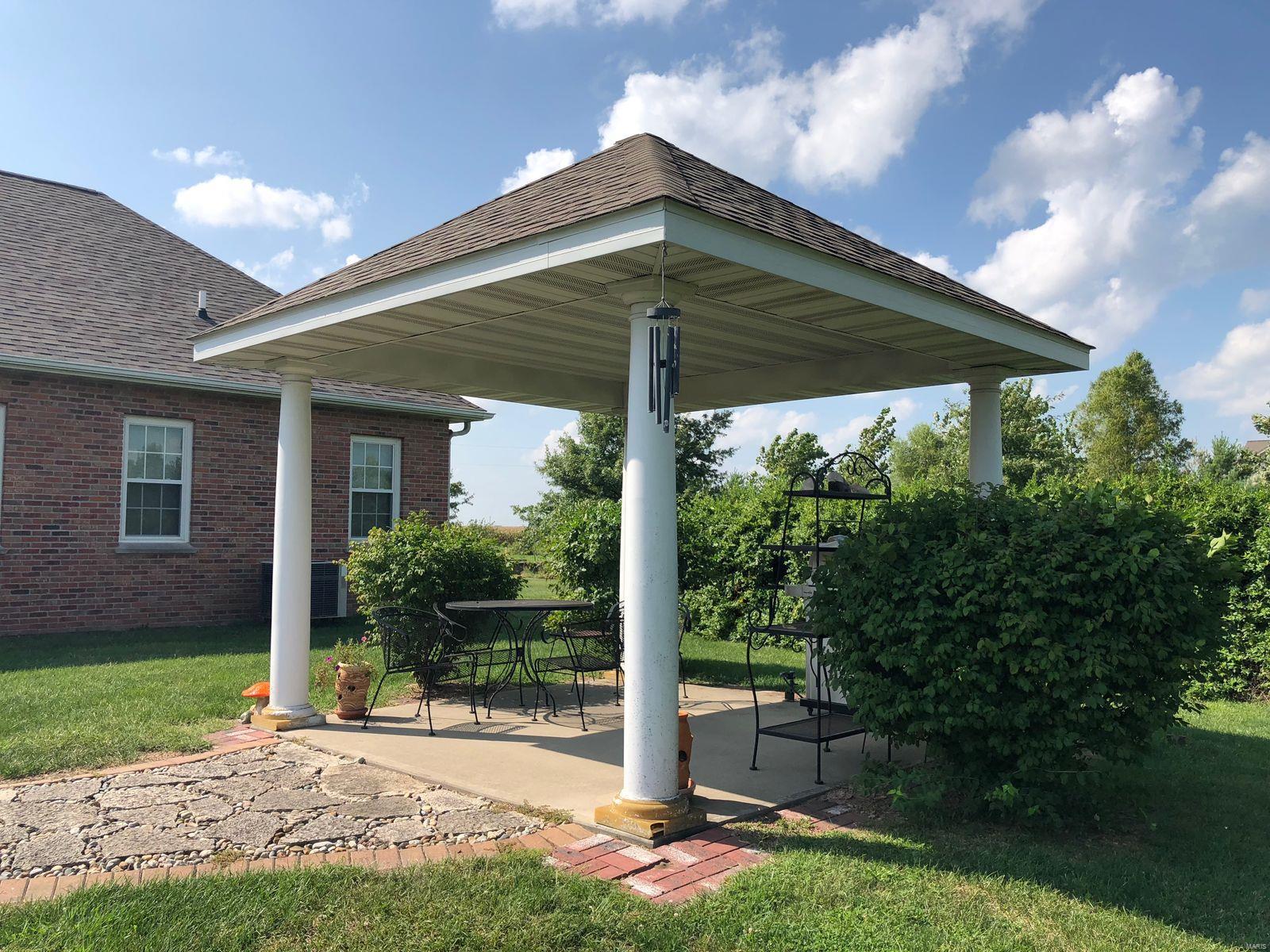 1830 Binney Station Road Staunton, IL 62088 - Photo 31 of 37 Gallery Image 31