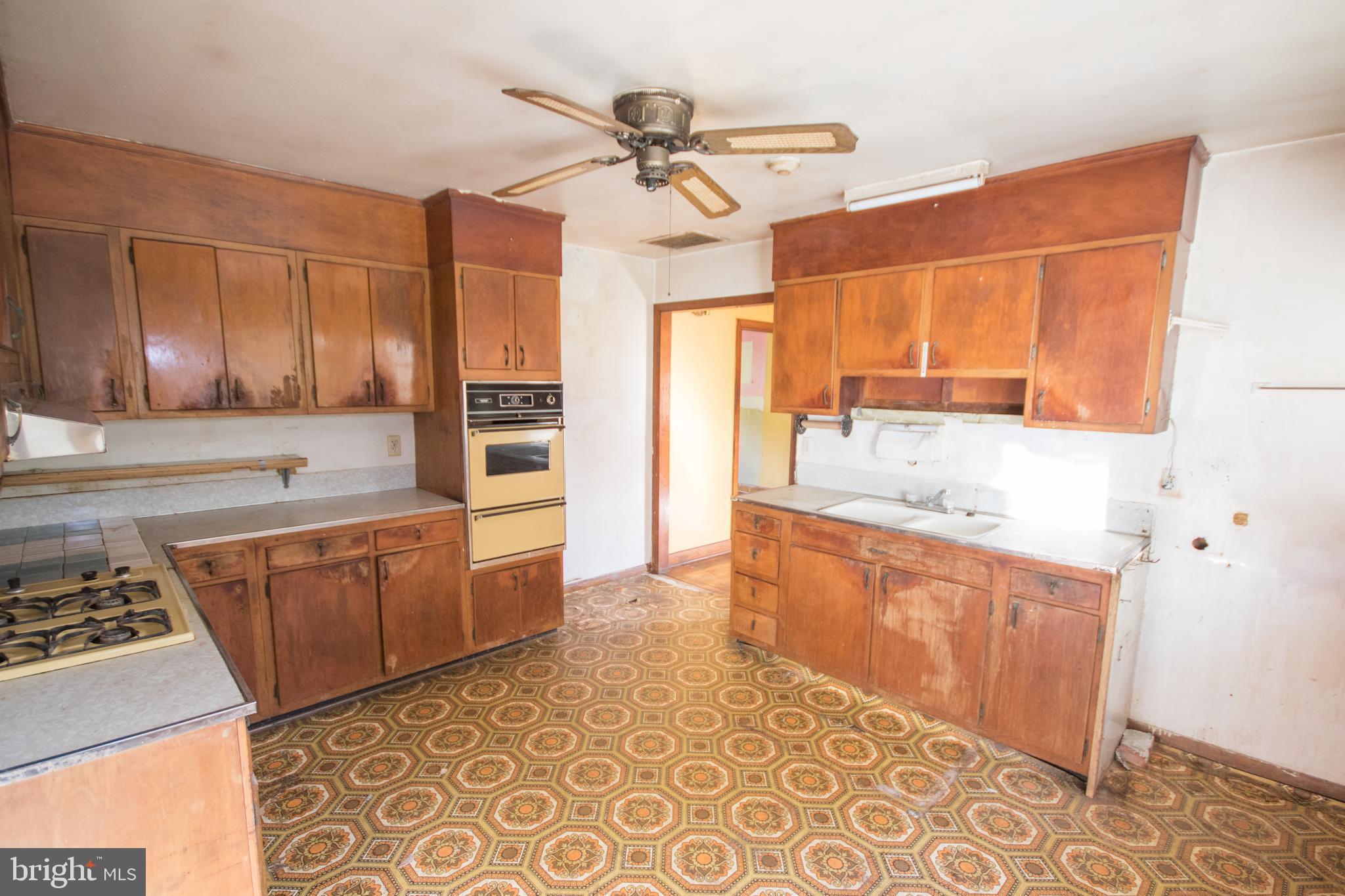 8102 Upper Hill Road Westover, MD 21871 - Photo 14 of 50 Kitchen