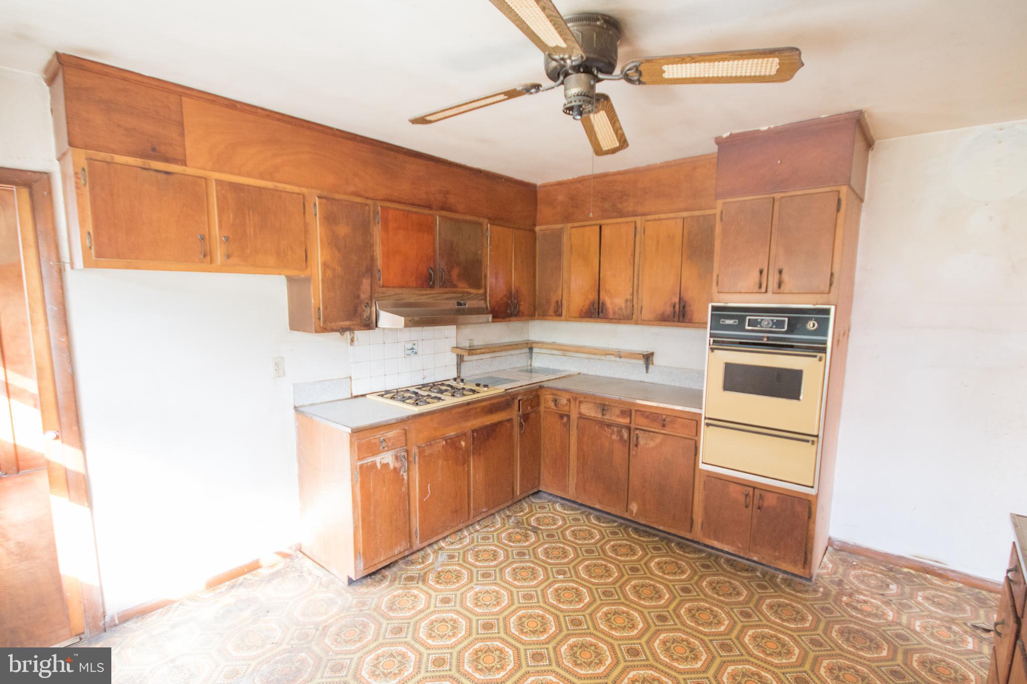 8102 Upper Hill Road Westover, MD 21871 - Photo 15 of 50 Kitchen