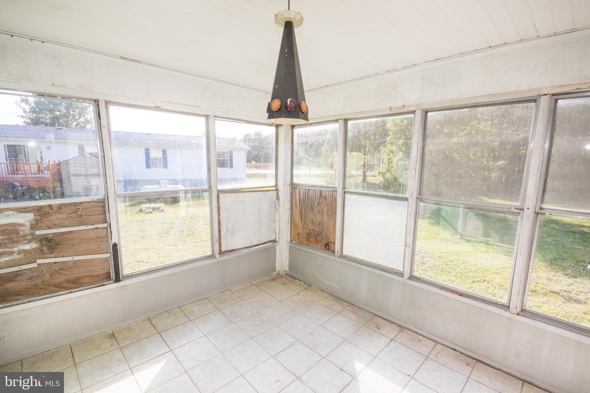 8102 Upper Hill Road Westover, MD 21871 - Photo 33 of 50 Sun room