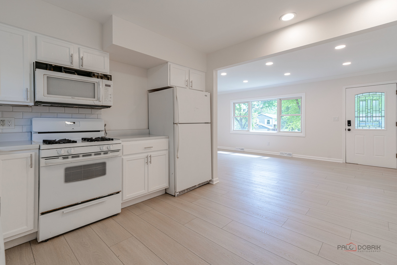 200 South Beck Road Lindenhurst, IL 60046 - Photo 12 of 26